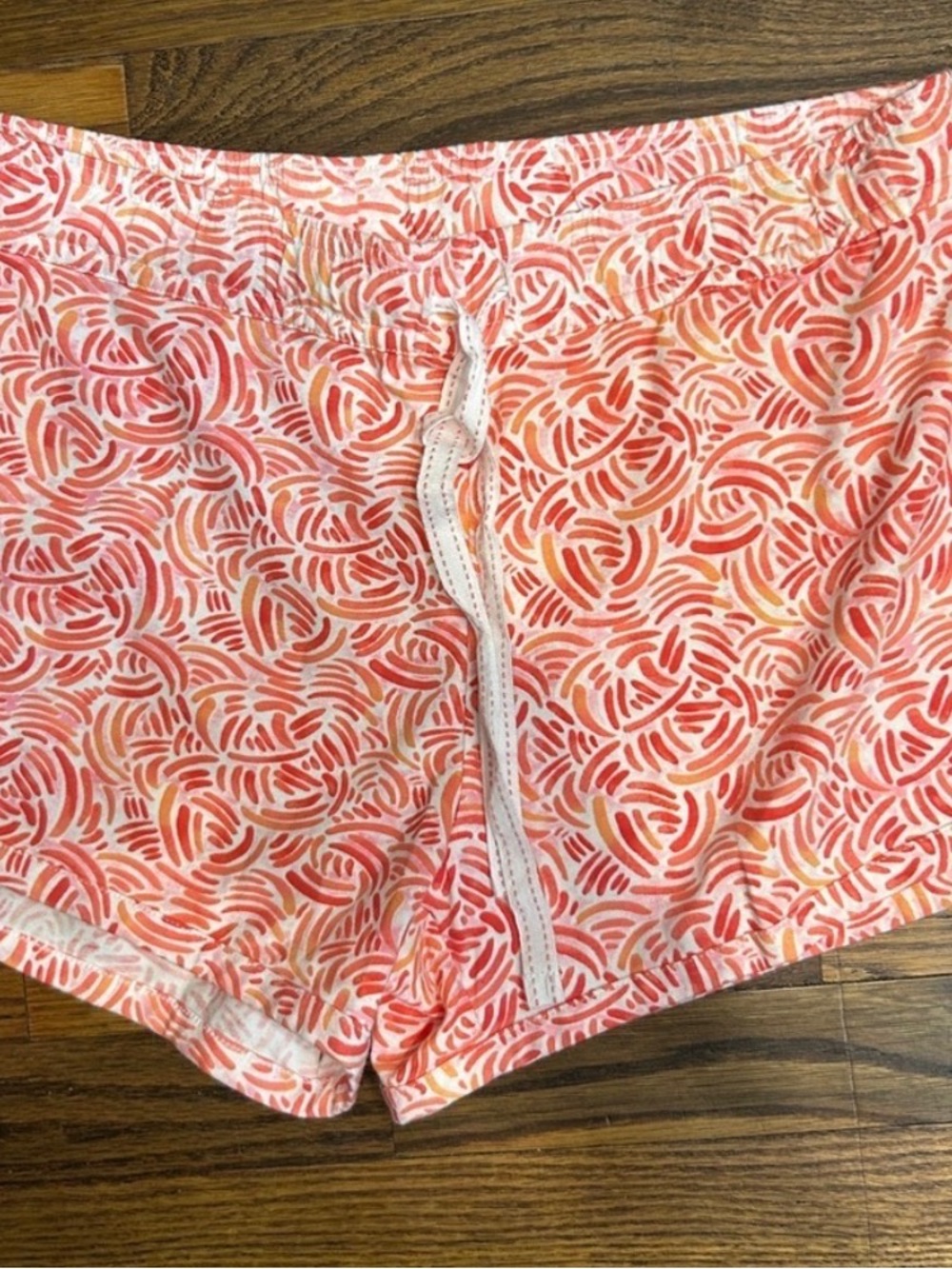 Southern Tide Coral Swirl Drawstring Athletic Shorts